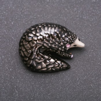 Brooch Hedgehog silver-toned metal and enamel 38x29mm +