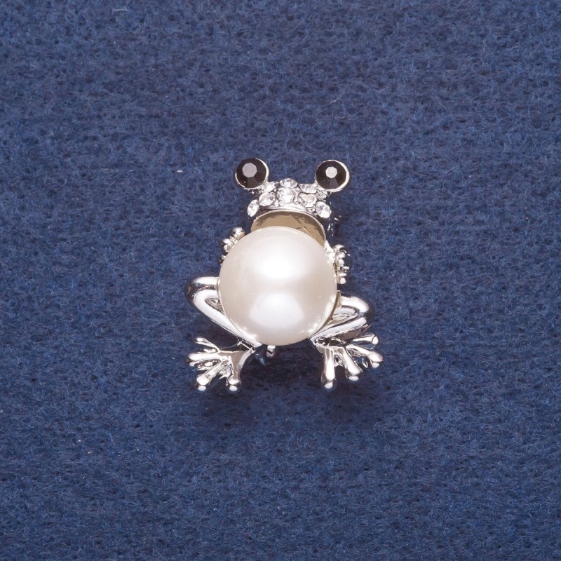 Brooch 'Frog with a White Pearl' - Silver metal, 3×2.5 cm