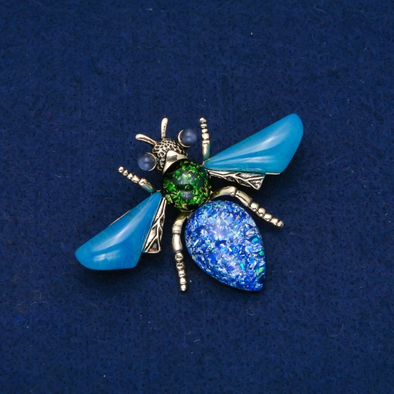 Brooch 'Golden Butterfly' gold-toned metal 47×62 mm +