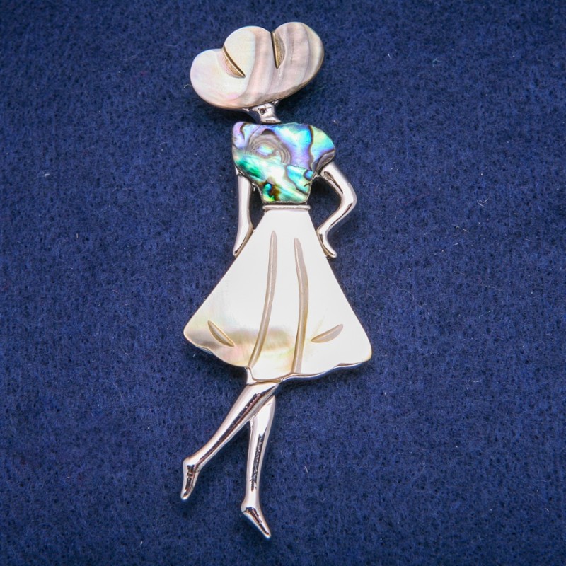 Brooch-pendant 'Madam' with Mother-of-Pearl and Chalcedony 30x85 mm