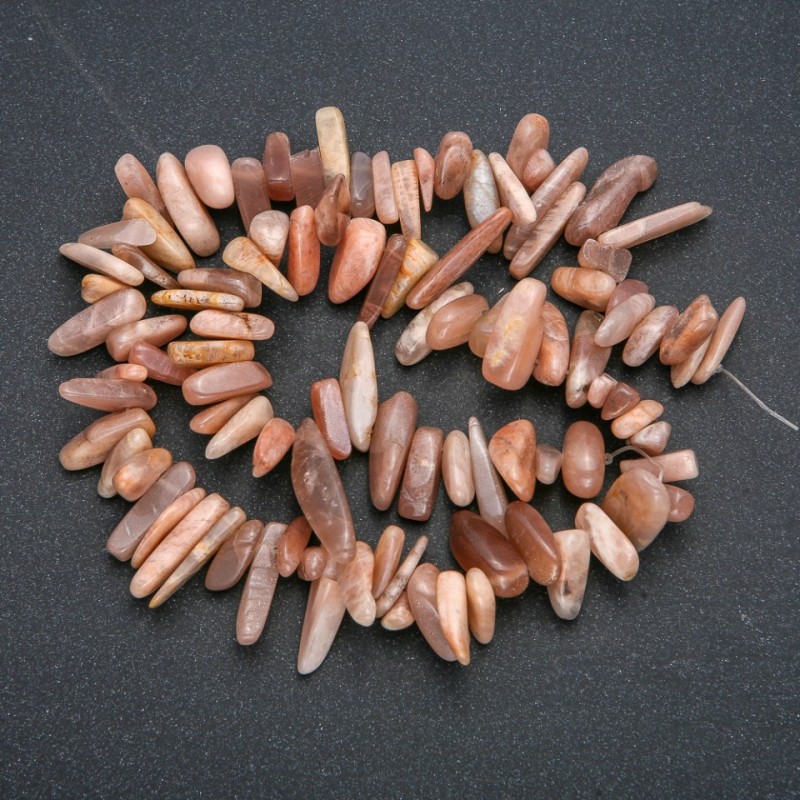 Natural gemstone thread Selenite chip 'Needle', diameter 15x5 mm, length 40 cm +