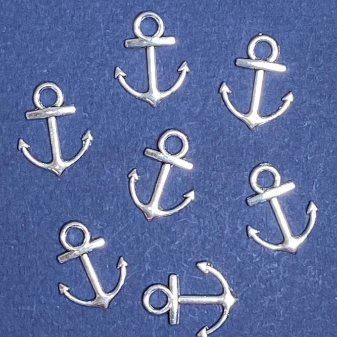 Discount! Anchor Pendant Findings 2 cm, 20 g +/- 28 pcs