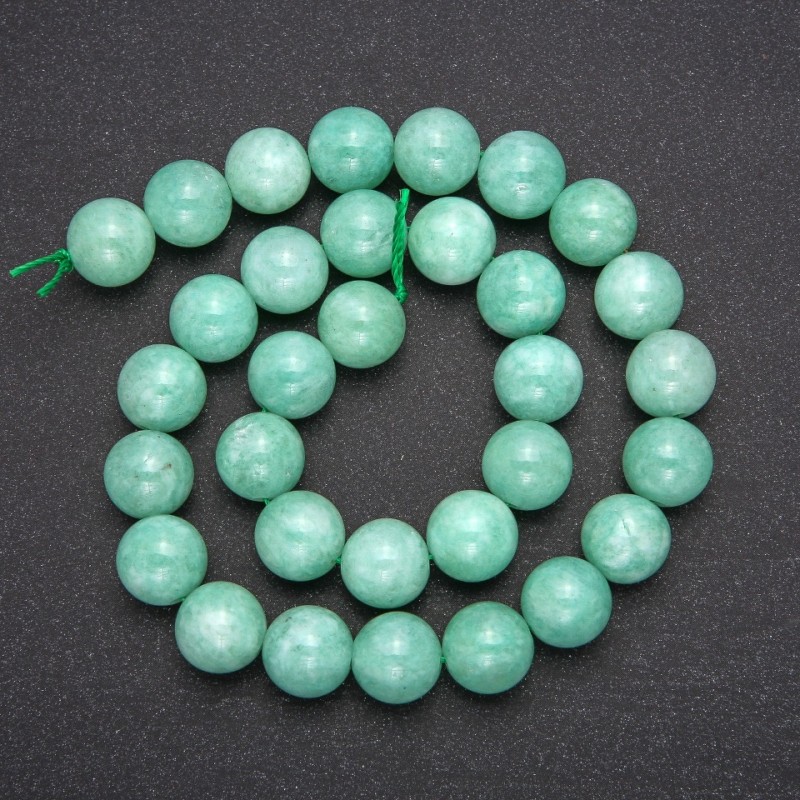Natural Burmese Jadeite Beads, Smooth Round Beads, Diameter 12 (+/-) mm, Length 38 cm
