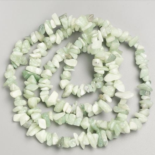 Onyx chip beads on beading wire, natural stone, d 14x6-6x3mm(±), length 80 cm+