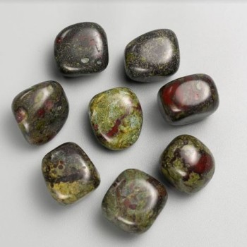 Souvenir Natural Stone Dragon's Blood Jasper Tumbling 21x17mm (+-), 100 g pack