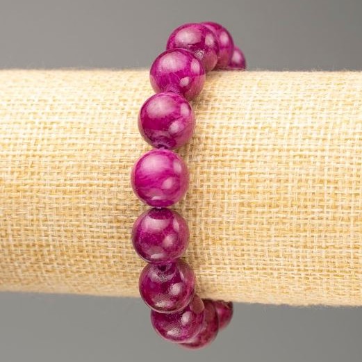 Discount! Elastic bracelet with tinted quartz (imitation acrylic) raspberry, smooth beads, 12.5 mm diameter, 18 cm length