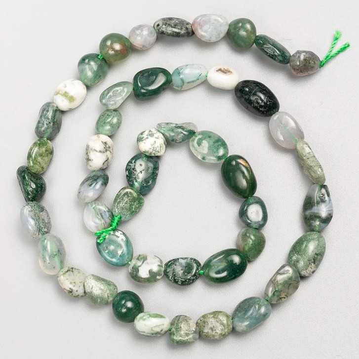 Moss Agate Beads on Thread, Natural Stone, Tumbled, 8×13–6×8 mm, Length 40 cm