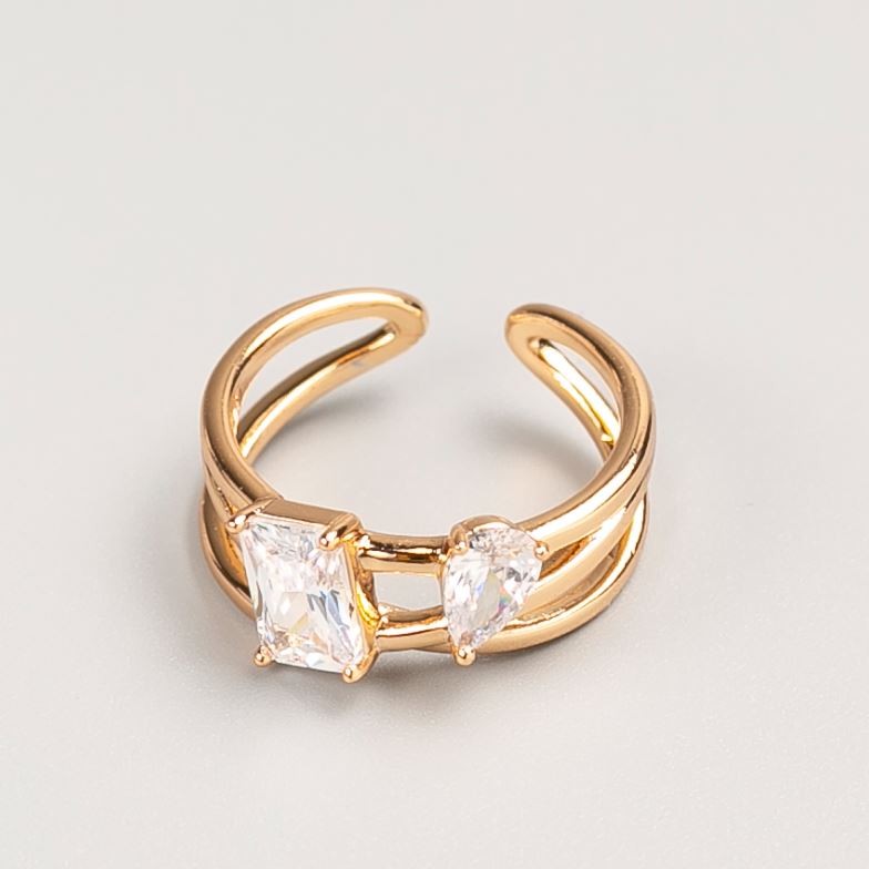 Sale! Xuping Ring in metal color "gold" with a white stone, sizes 16, 18