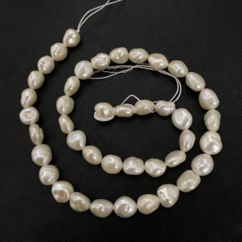 Freshwater Pearl Strand, diameter 9×8 mm, length 40 cm ± with gasoline iridescence