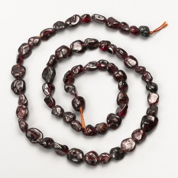 Faceted Garnet Beads, Natural Stone, diameter 8x7 mm, length 41 cm on thread