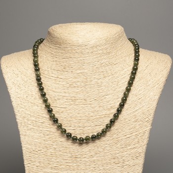 Green 'Snake' Necklace with smooth beads, 6 mm diameter +/-, 50 cm length +/-, made of white jade (synthetic dyed)