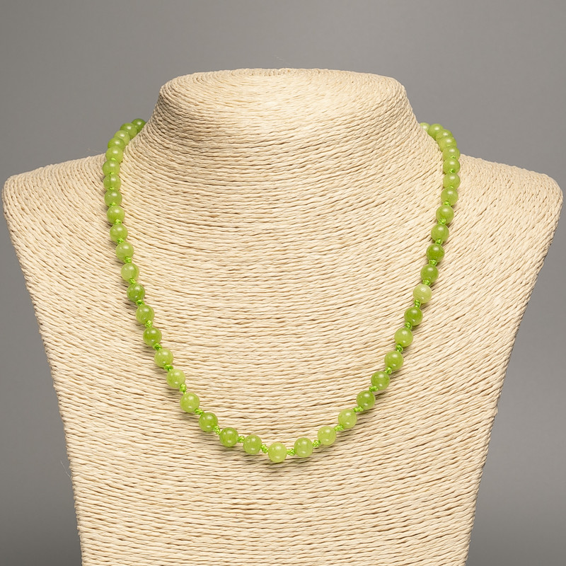 Discount! Green 'Onyx' Necklace with Smooth Beads, 6 mm Diameter, 50 cm Length, Made of White Nephrite (Synthetic-Dyed)