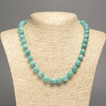 Light-green Aquamarine necklace with smooth beads, 10 mm diameter ±, 50 cm length ±, made from white nephrite stone (synthetically dyed)