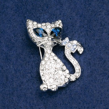 Brooch Kitty with White and Blue Rhinestones, Silver Metal 37x26 mm