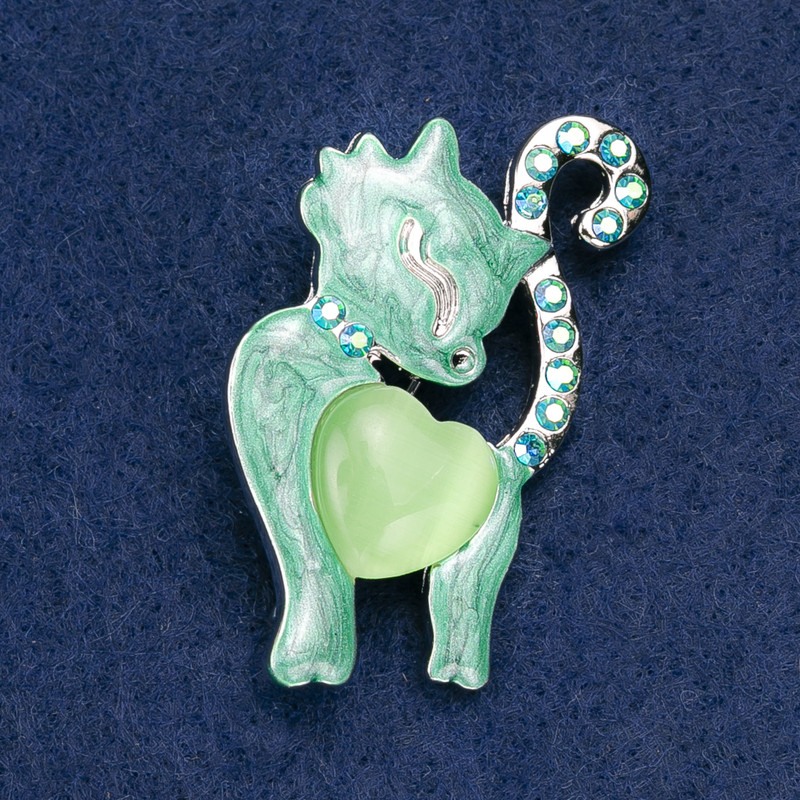 Kitty Brooch with Green Mother-of-Pearl, Green Rhinestones, Silver-Tone Metal 47×28 mm