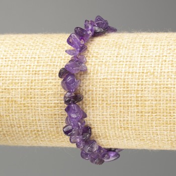 Bracelet with natural amethyst chips, diameter 10×5 mm, length 18 cm (stretch)