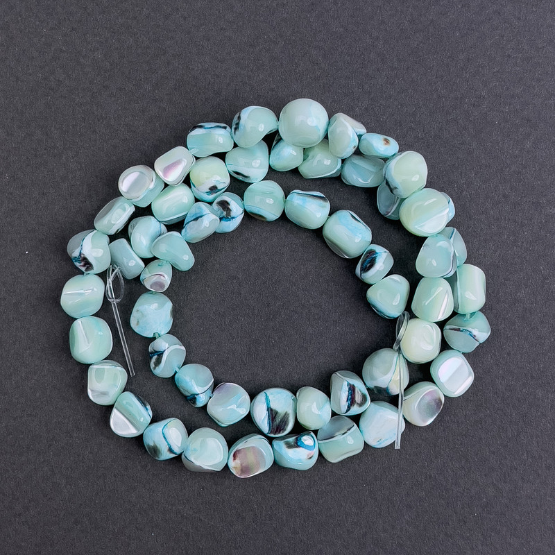 Blue-toned mother-of-pearl beads, gal'tivka shape, diameter 8x6 mm ±, length 41 cm ± on a thread