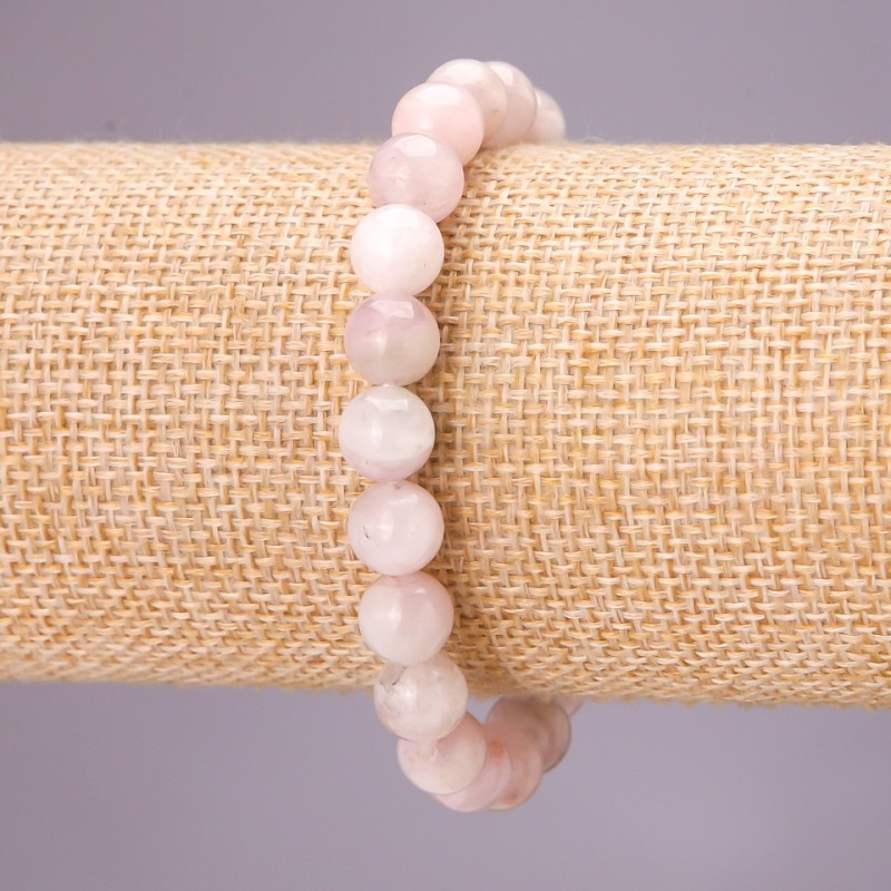 Bracelet of natural Kunzite on elastic cord, smooth bead, 8.5 mm diameter, 18 cm length