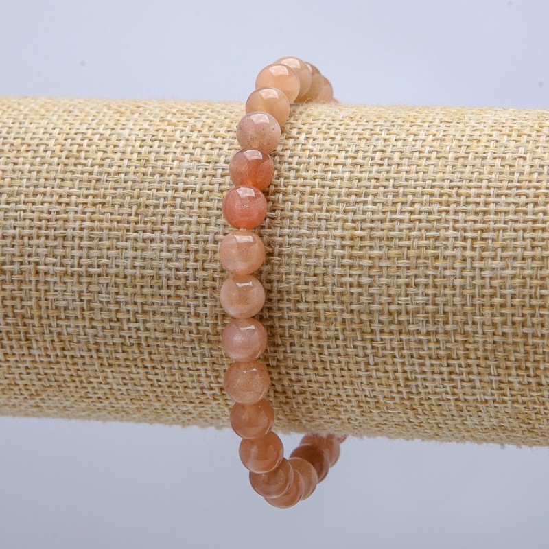 Elastic bracelet with natural selenite, smooth beads, 6 mm diameter, 18 cm circumference +