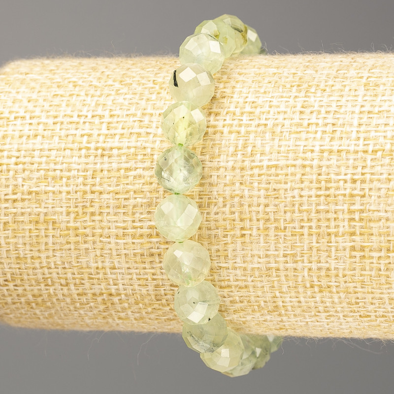 Prehnite natural stone bracelet with a faceted bead, 8 mm diameter, 18 cm length (stretch)