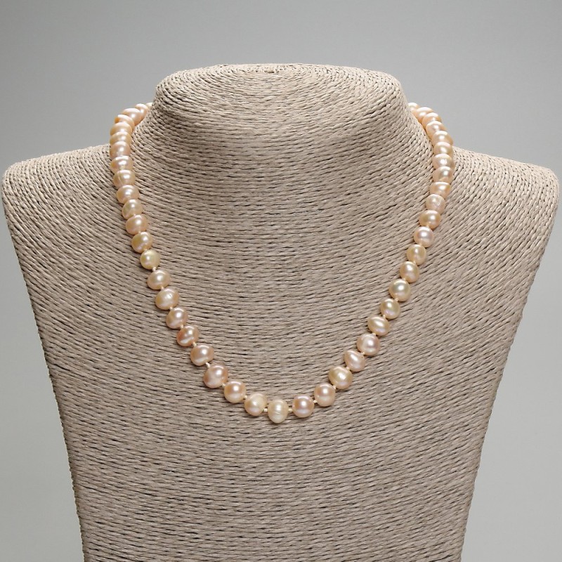 Pink freshwater pearl necklace, oval, 7 mm diameter, 42 cm length