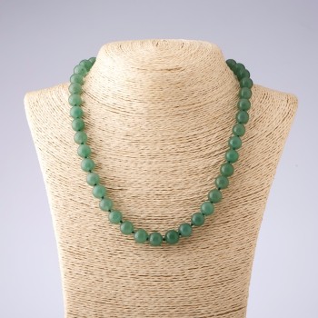 Nephrite Necklace, diameter 10 cm, length 48 cm