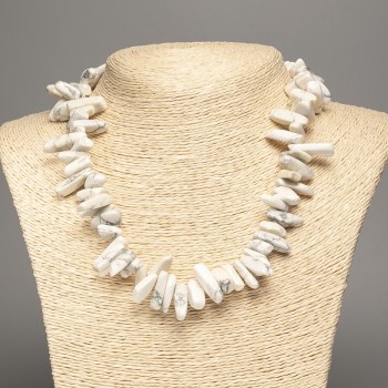 Necklace of natural kaolinite stone, chip 'Needle', diameter 20x8 mm, length 48 cm +