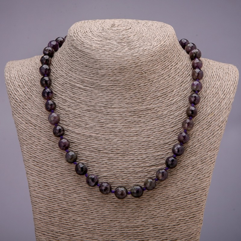 Amethyst gemstone necklace with faceted beads, 10 mm diameter, 48 cm long