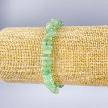 Bracelet with natural nephrite stone chips, diameter 7-10×5 mm, length 18 cm (stretch)
