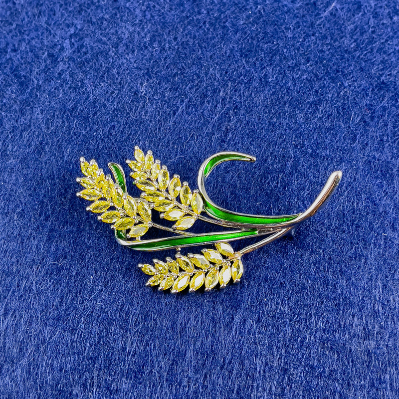 Brooch 'Ears of Grain' with Pale-Yellow Crystals, green enamel, silver-toned metal, diameter 54×35 mm+