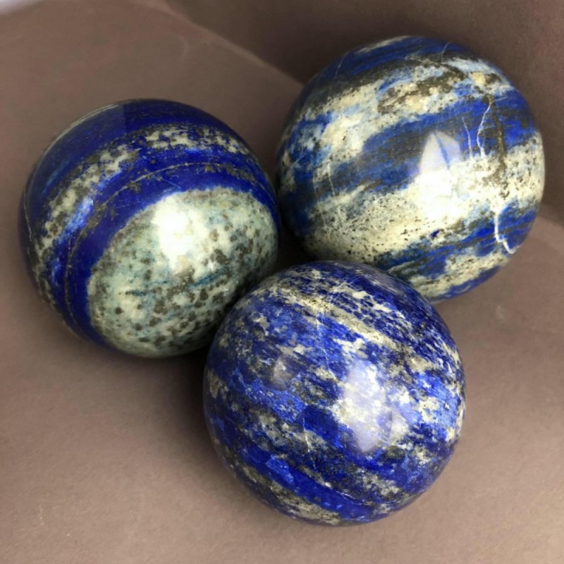 (per 100 g.) Lapis lazuli souvenir sphere, assorted sizes, weight from 230 g (price per 100 g)