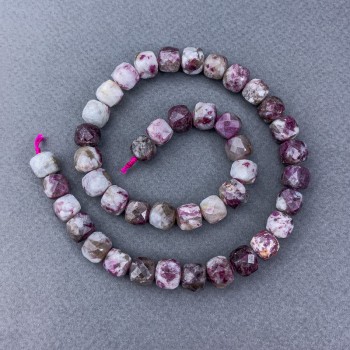 Tourmaline Beads, natural stone, faceted cube on a thread, diameter 9×9 mm+-, length 38 cm+