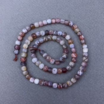Botswana Agate Beads, Natural Stone, Faceted Cubes on Thread, Diameter 4x4 mm, Length 39 cm +/-