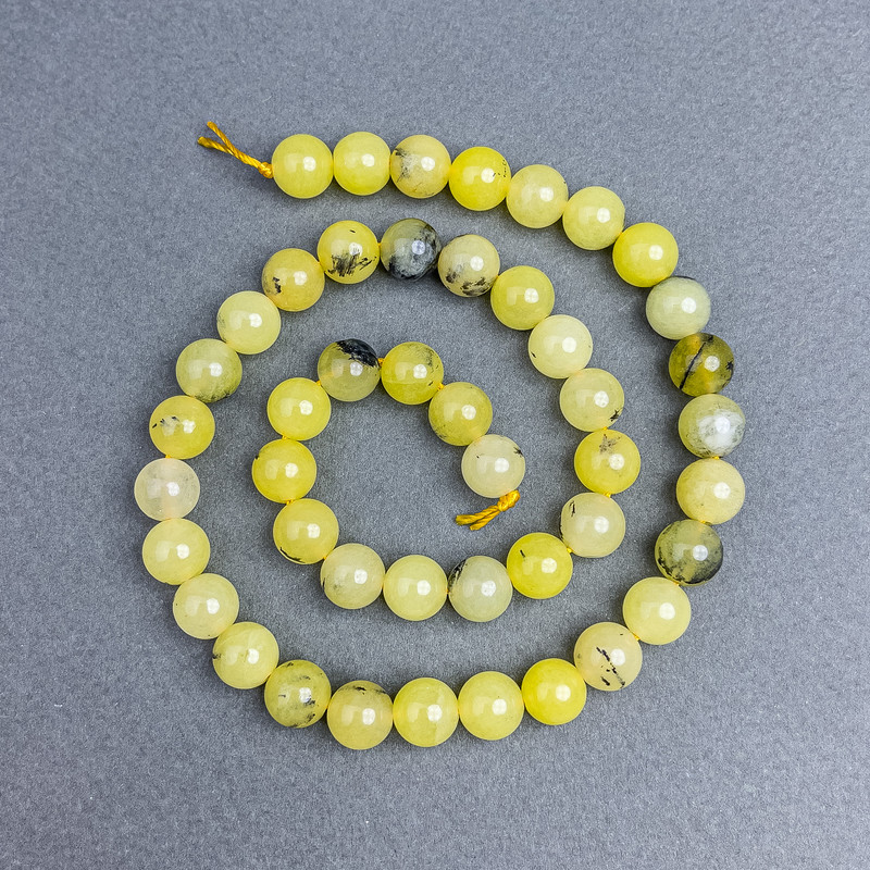 Yellow Turquoise Beads, Smooth Round, 8.5 mm diameter +/- on a thread, 38 cm long