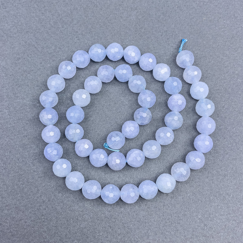 Aquamarine beads, natural stone, faceted round beads, 8 mm diameter, on a thread, length 38 cm+