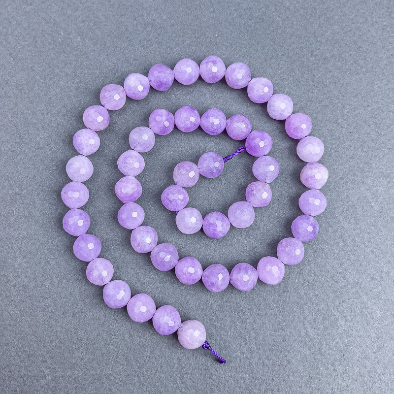 Beads Lavender Amethyst natural stone faceted round bead, diameter 8 mm ± on thread, length 39 cm+