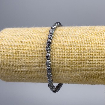 Hematite Skull Bracelet, diameter 5×6×5 mm, length 18 cm (Stretch)