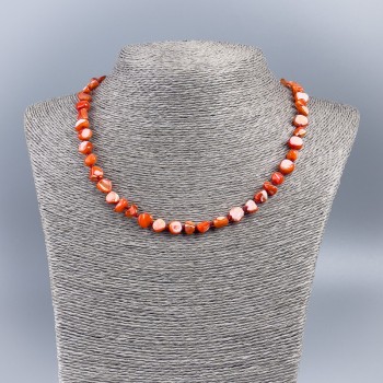 Necklace of natural mother-of-pearl (tone) orange chips, 8 mm diameter, 50 cm length