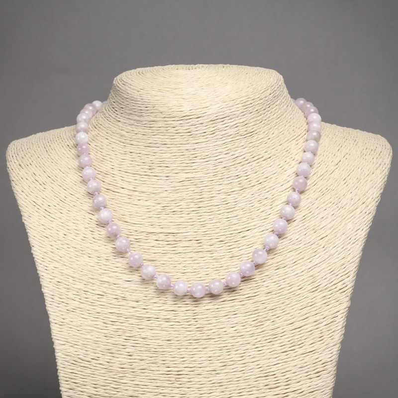 Natural Kunzite gemstone necklace with smooth round beads, 7.5 mm diameter, 45 cm long