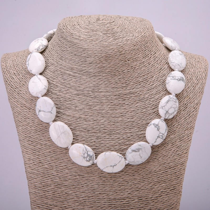Chalcedony Necklace, natural stone, oval 25×18 mm, length 45 cm +