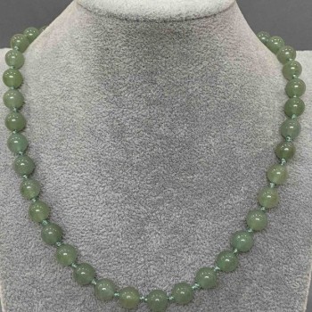 Nephrite Necklace with Smooth Beads, 8.5 mm diameter, 46 cm length