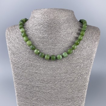 Necklace of Canadian Jadeite, natural stone, faceted cube, diameter 9x9 mm, length 50 cm