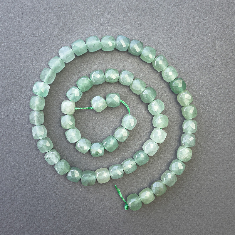 Jade Beads, Natural Stone, Faceted Cubes, 7×7 mm Diameter ±, 39 cm Length ± on Thread