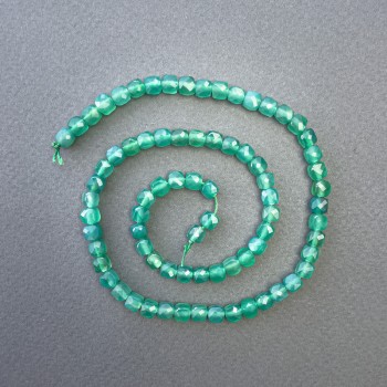 Chrysoprase Beads on a Thread, natural stone faceted cube, diameter 5×5 mm, length 39 cm