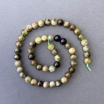 Green Garnet Beads, Natural Stone, Smooth Round Beads, Diameter 8 mm, Length 39 cm