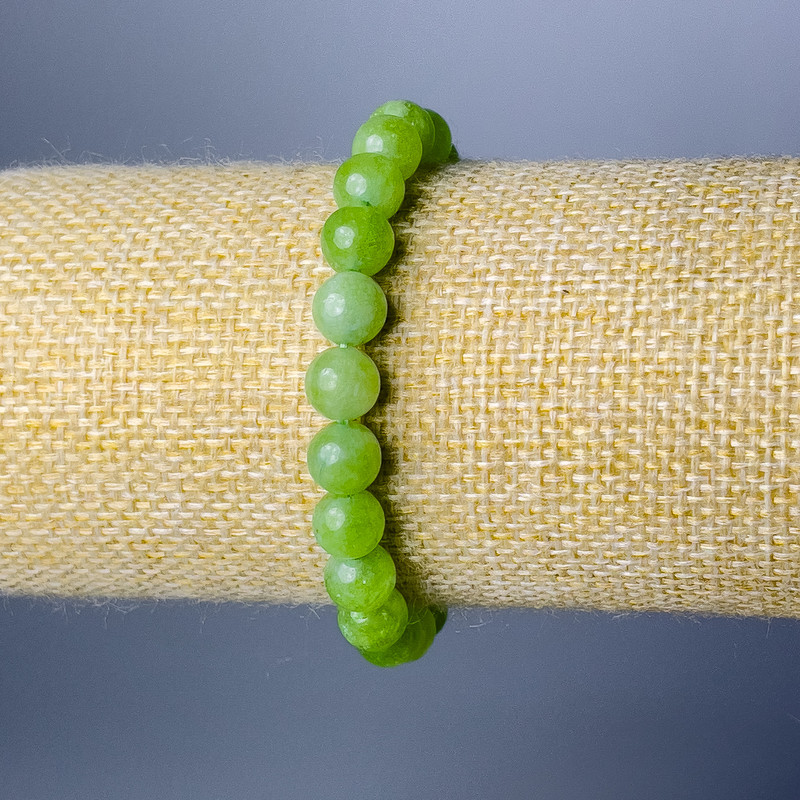 Jade Bracelet with natural stone smooth beads, diameter 8.5 mm, length 18 cm (stretch)