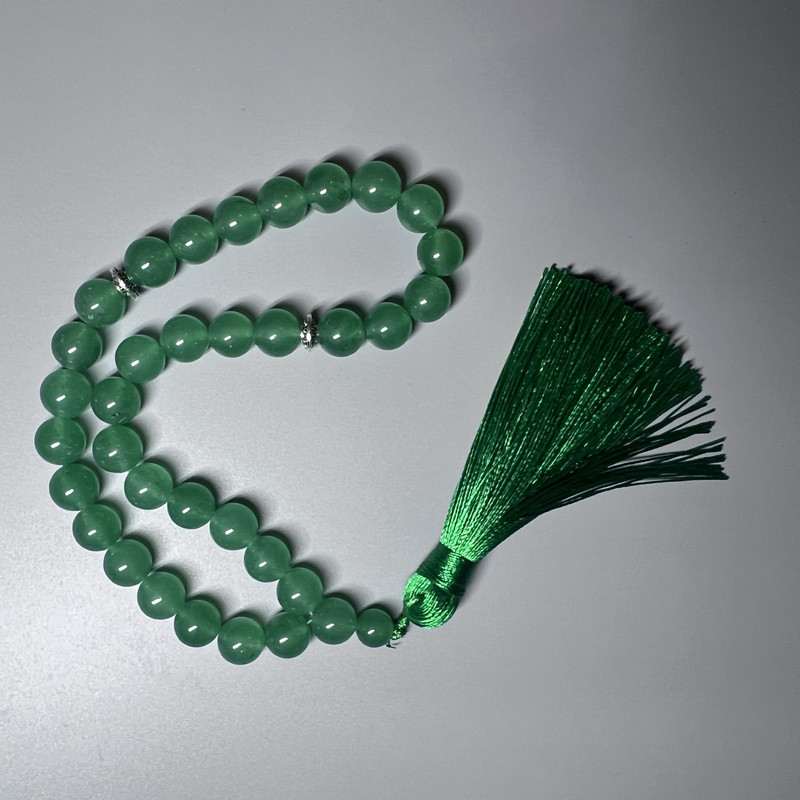 Nephrite Mala Beads, Natural Stone, Smooth Beads, 10 mm Diameter ±, 33 Beads, with Metal Inserts