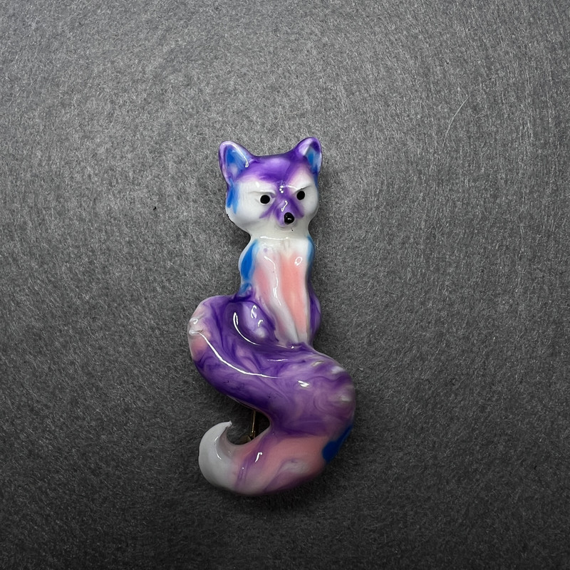 Fox Brooch with Multicolor Enamel, Gold-Tone Metal 20x44 mm