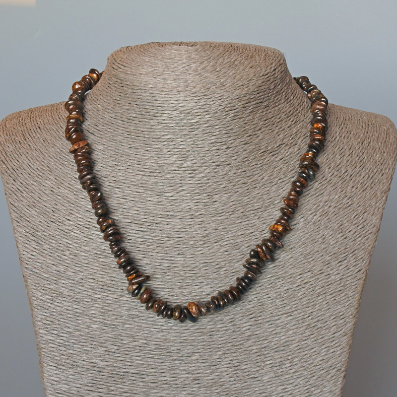 Bronzite chip necklace, natural stone, diameter 7×3 mm ±, length 47 cm ±