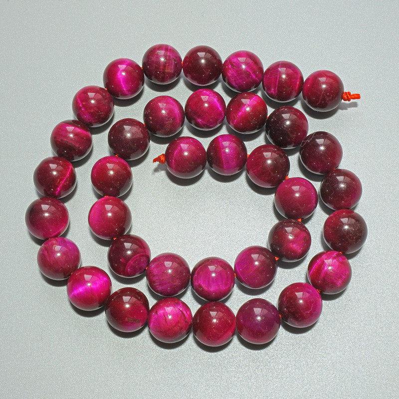 Raspberry Cat's Eye Beads, natural stone, smooth spheres, 10 mm diameter ±, 38 cm length ± on thread